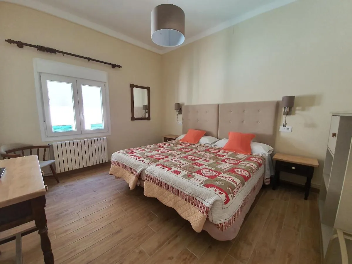 Guest house Hostal Canigo El Pont de Suert