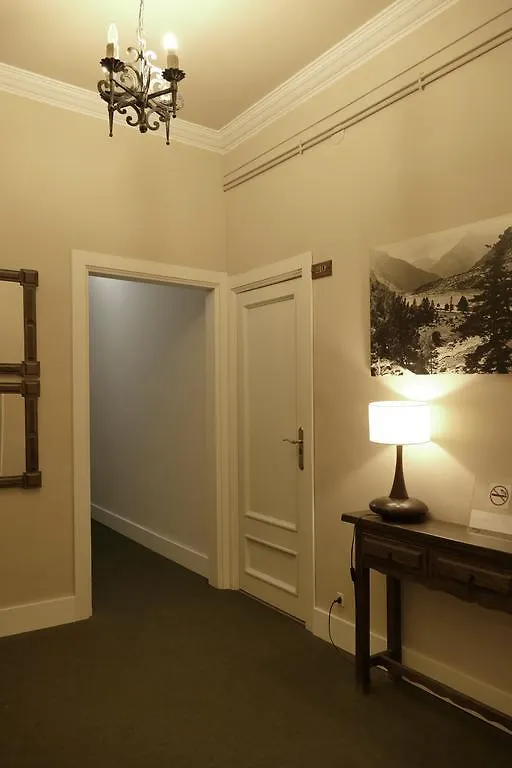 Guest house Hostal Canigo El Pont de Suert